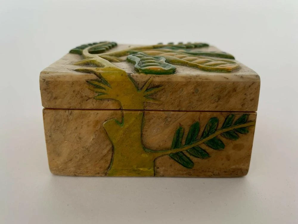 Marble & Polychrome Box With Foliage Decor, 1960s 10 Marble & Polychrome Box With Foliage Decor, 1960s - Image 10