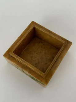 Marble & Polychrome Box With Foliage Decor, 1960s 16 Marble & Polychrome Box With Foliage Decor, 1960s -Chairish Shop marble and polychrome box with foliage decor 1960s 3897