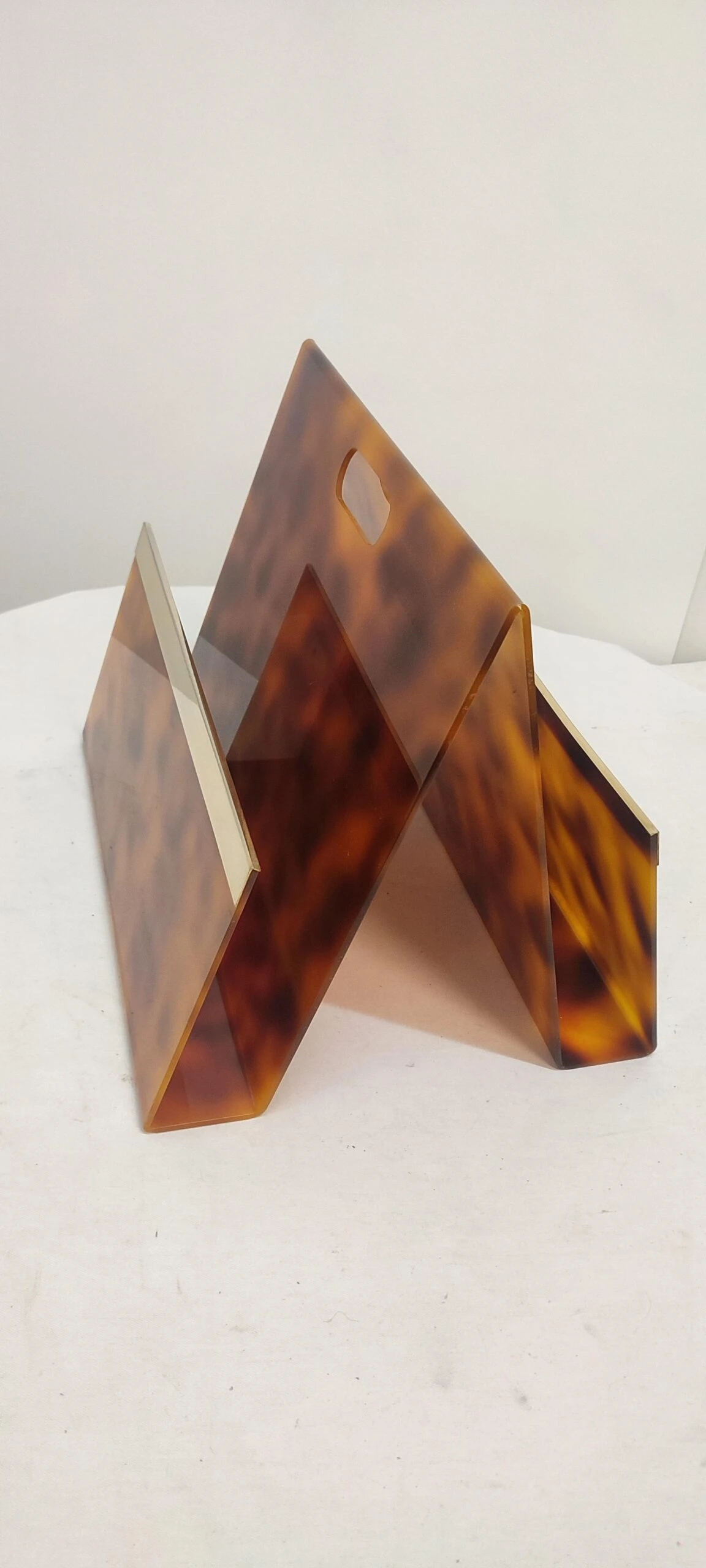 Methacrylate And Brass Magazine Rack. Italy, 1970s 5 Methacrylate And Brass Magazine Rack. Italy, 1970s - Image 5