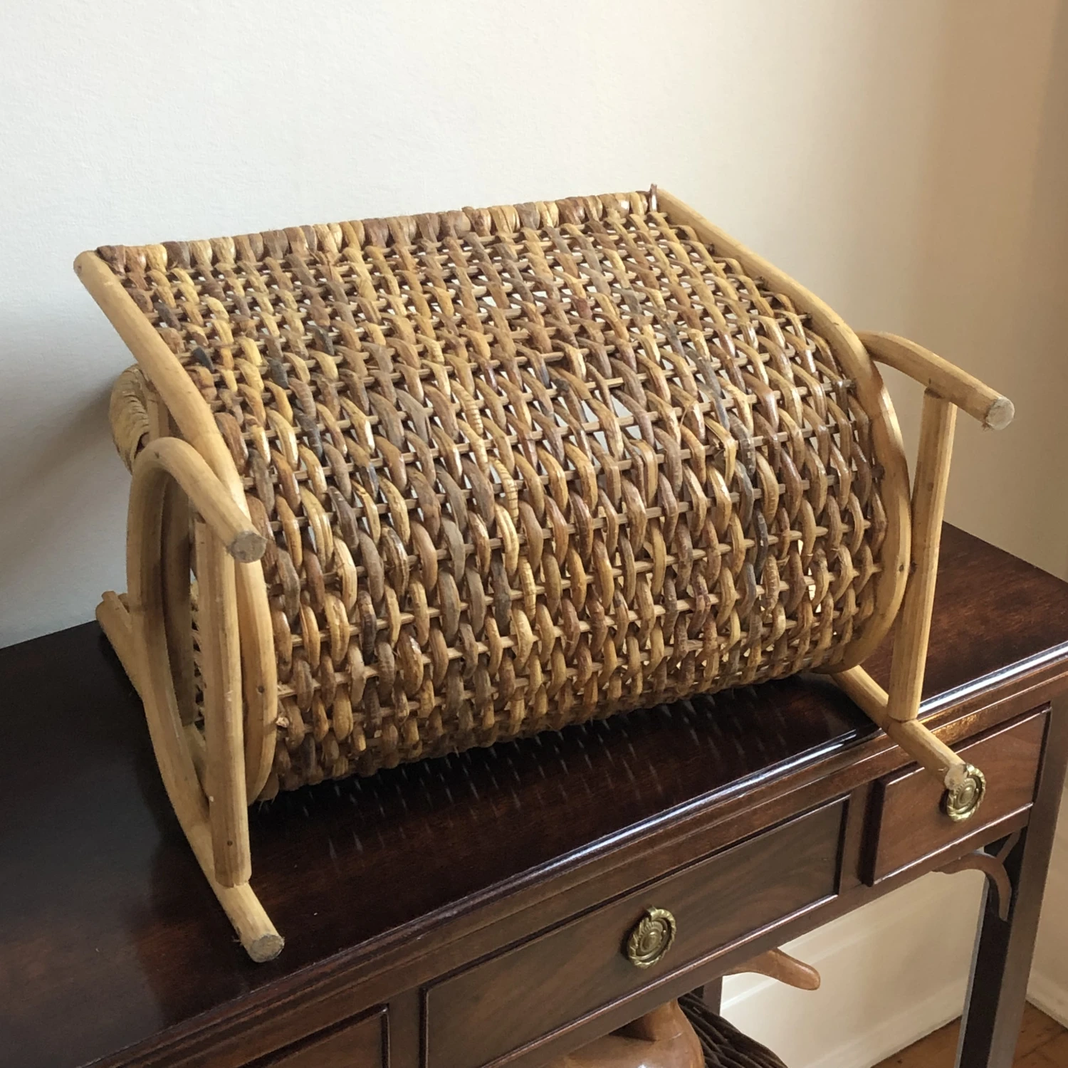 Mid-20th Century Bamboo Magazine Rack 6 Mid-20th Century Bamboo Magazine Rack - Image 6