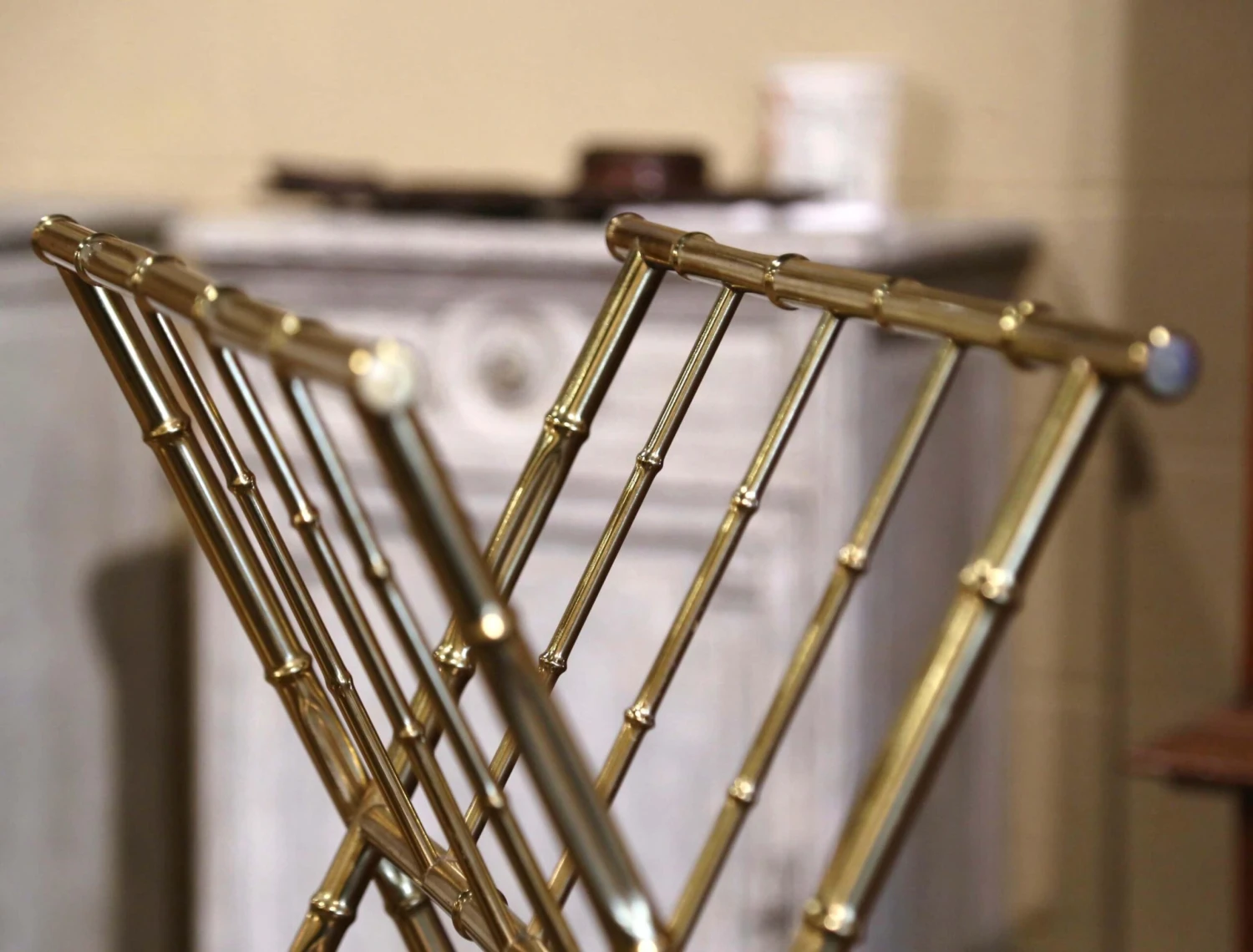 Mid-20th Century French Bamboo Brass Magazine Rack Maison Baguès Style 4 Mid-20th Century French Bamboo Brass Magazine Rack Maison Baguès Style - Image 4