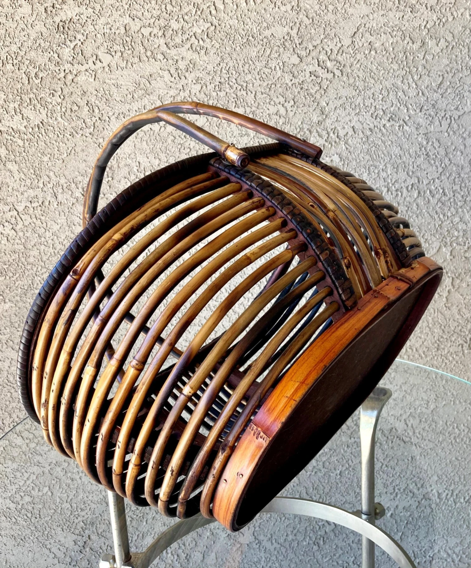 Mid 20th-Century Sizable Pencil Reed Bamboo Basket With Fold-Down Handles 6 Mid 20th-Century Sizable Pencil Reed Bamboo Basket With Fold-Down Handles - Image 6