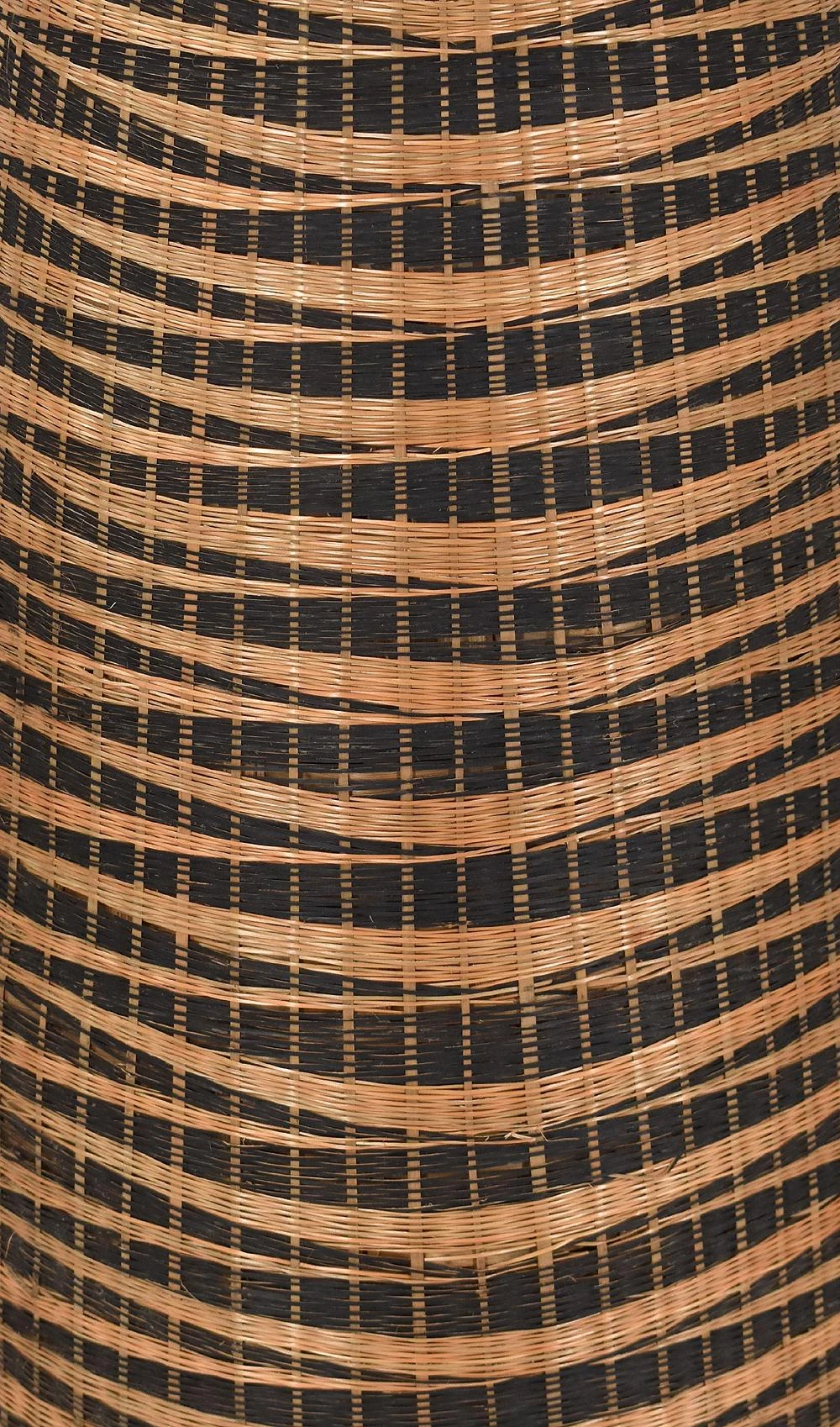 Mid 20th Century Tutsi Wedding Basket 5 Mid 20th Century Tutsi Wedding Basket - Image 5