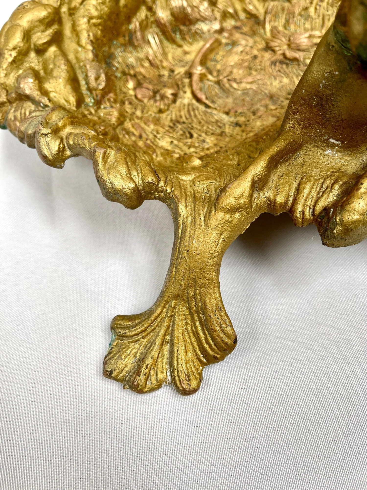 Mid 20th Century Vintage Brass Embossed Hunting Scene Umbrella Stand 5 Mid 20th Century Vintage Brass Embossed Hunting Scene Umbrella Stand - Image 5