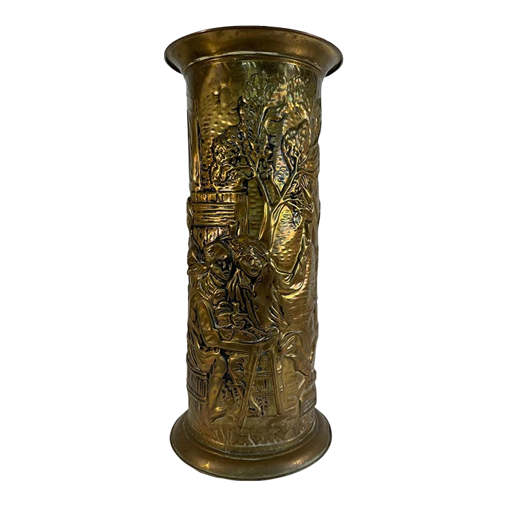 Mid 20th Century Vintage Brass English Repousse Umbrella Stand 1 Mid 20th Century Vintage Brass English Repousse Umbrella Stand