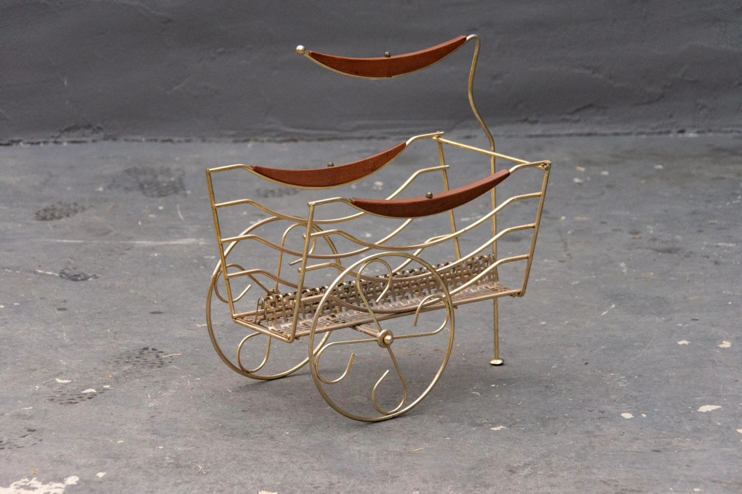 Mid Century Brass Chariot Magazine Rack 2 Mid Century Brass Chariot Magazine Rack - Image 2
