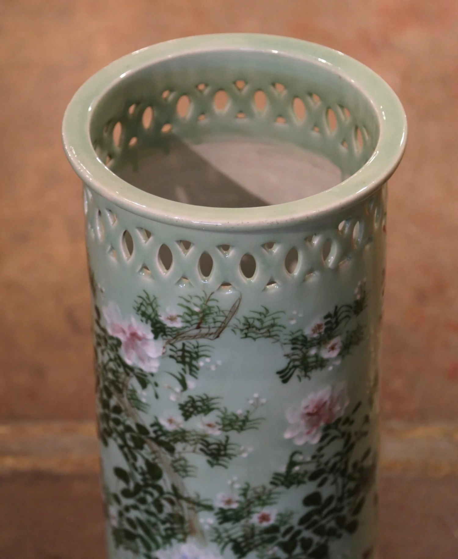 Mid-Century French Hand Painted Porcelain Umbrella Stand With Floral Motifs 8 Mid-Century French Hand Painted Porcelain Umbrella Stand With Floral Motifs - Image 8