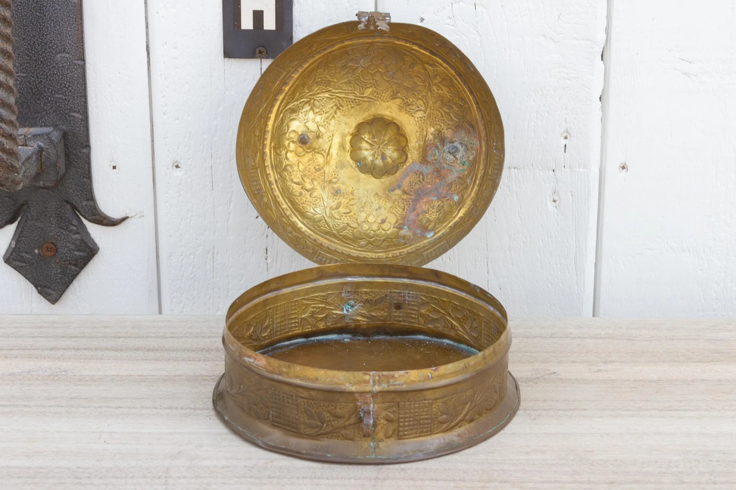 Mid-Century Indian Brass Beetlenut Box 5 Mid-Century Indian Brass Beetlenut Box - Image 5