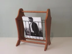 Mid-Century Magazine Rack In Wood And Metal, Belgium, 1960s 11 Mid-Century Magazine Rack In Wood And Metal, Belgium, 1960s -Chairish Shop mid century magazine rack in wood and metal belgium 1960s 7053