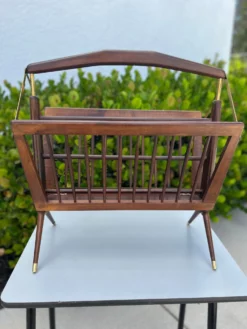 Mid Century Modern Italian Walnut Magazine Rack By Cesare Lacca 19 Mid Century Modern Italian Walnut Magazine Rack By Cesare Lacca -Chairish Shop mid century modern italian walnut magazine rack by cesare lacca 2914 scaled