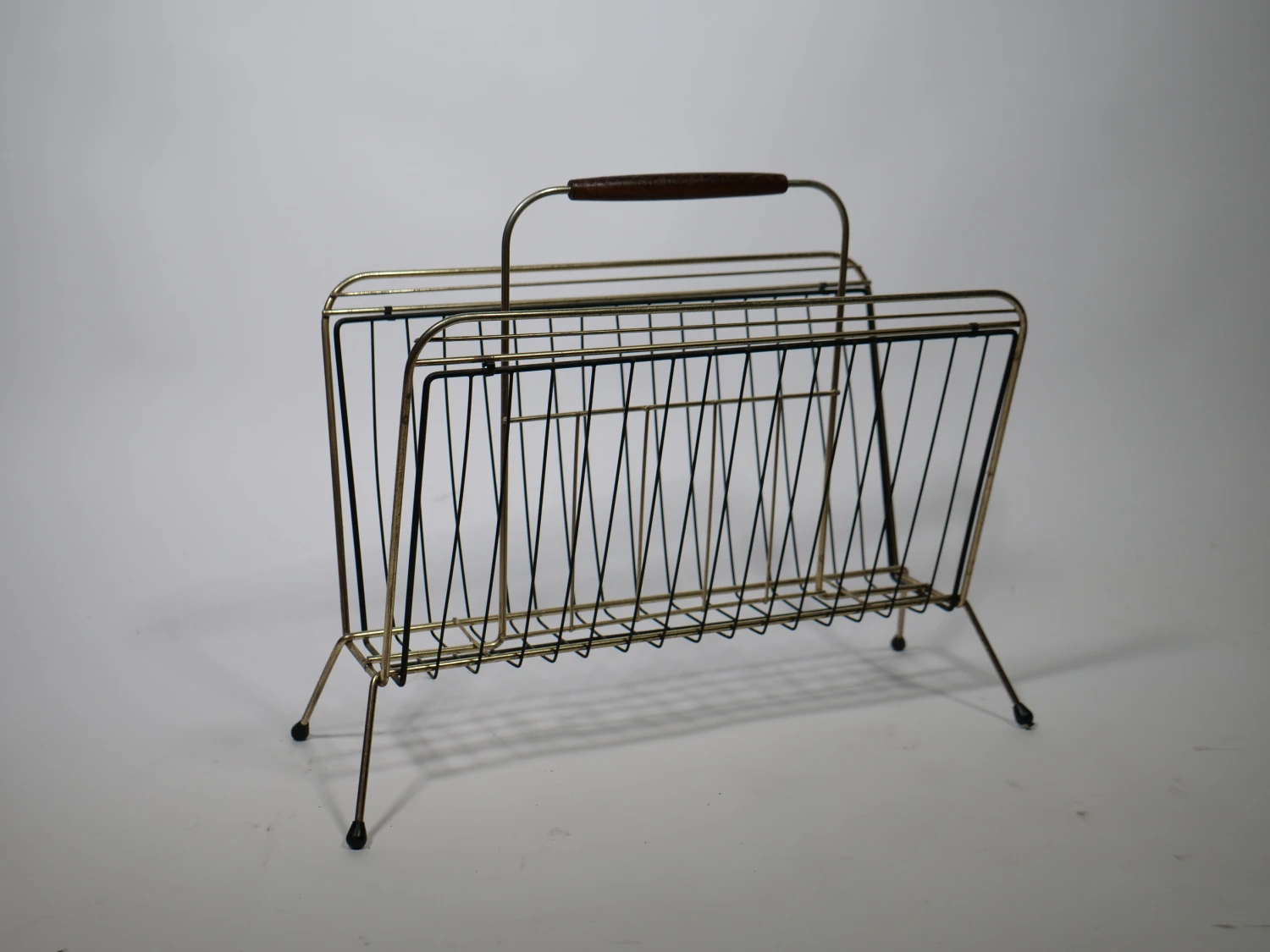 Mid-Century String Newspaper Stand, 1950s 8 Mid-Century String Newspaper Stand, 1950s - Image 8