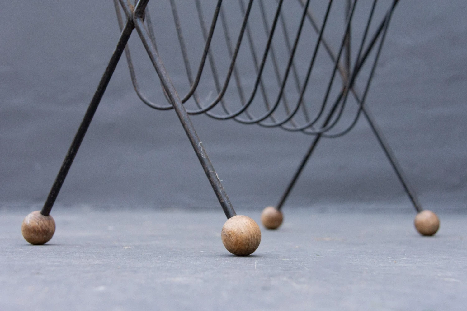 Mid Century Wire Magazine Rack By Tony Paul 3 Mid Century Wire Magazine Rack By Tony Paul - Image 3