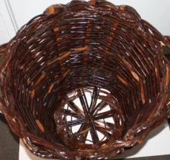 Monumental 20th Century Hickory Gathering Basket 9 Monumental 20th Century Hickory Gathering Basket -Chairish Shop monumental 20th century hickory gathering basket 7824