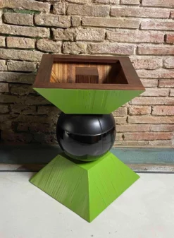 PIRAMIDE Magazine Rack By Pietro Meccani For Meccani Design 13 PIRAMIDE Magazine Rack By Pietro Meccani For Meccani Design -Chairish Shop piramide magazine rack by pietro meccani for meccani design 2519 scaled