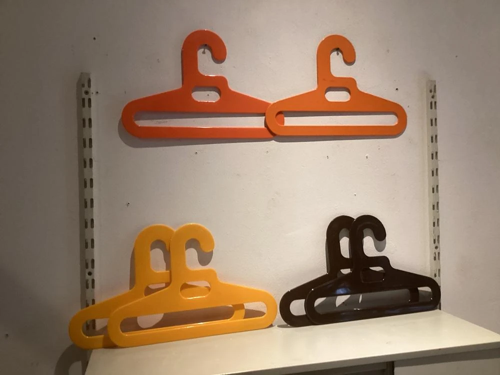 Pop Art Coat Hangers, 1970s, Set Of 6 6 Pop Art Coat Hangers, 1970s, Set Of 6 - Image 6