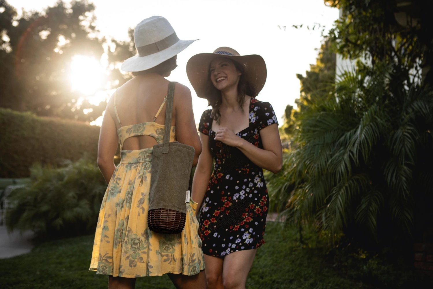 The Malbec Wine Basket, Khaki Green 2 The Malbec Wine Basket, Khaki Green - Image 2