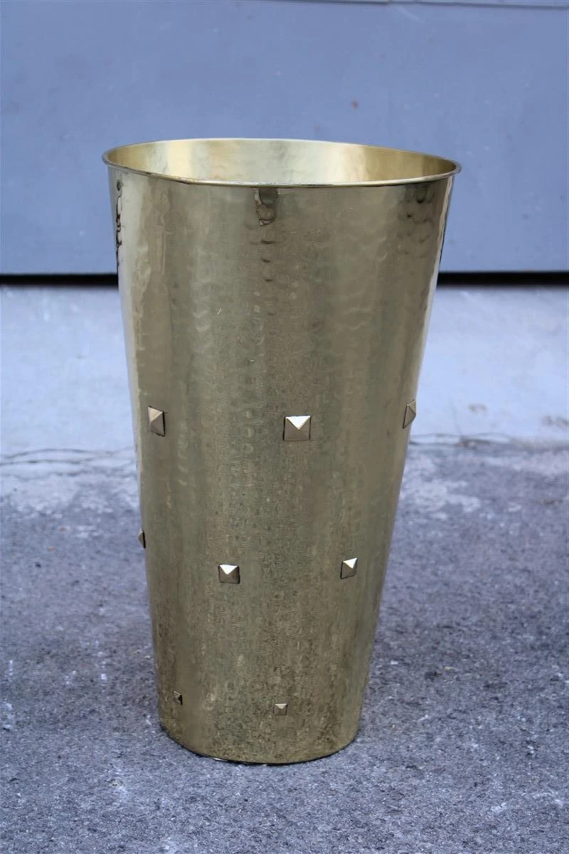 Umbrella Stand In Solid Hammered Brass, Italy, 1950s 10 Umbrella Stand In Solid Hammered Brass, Italy, 1950s - Image 10