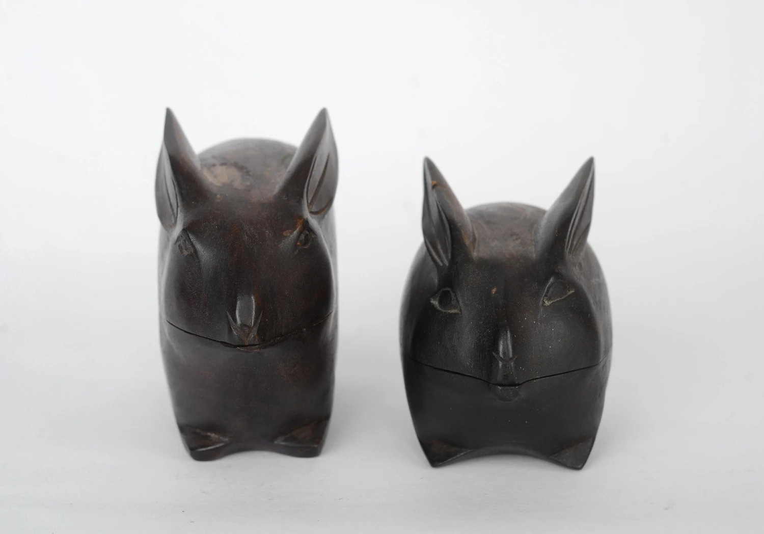Vintage Arthur Court Folk Art Hand-Carved Wooden Rabbit Trinket Boxes - Set Of 2 9 Vintage Arthur Court Folk Art Hand-Carved Wooden Rabbit Trinket Boxes - Set Of 2 - Image 9