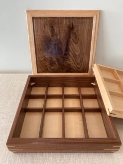 Vintage Artisan Hand Made Inlay Exotic Wood Dresser Or Jewelry Box 14 Vintage Artisan Hand Made Inlay Exotic Wood Dresser Or Jewelry Box -Chairish Shop vintage artisan hand made inlay exotic wood dresser or jewelry box 9156 scaled