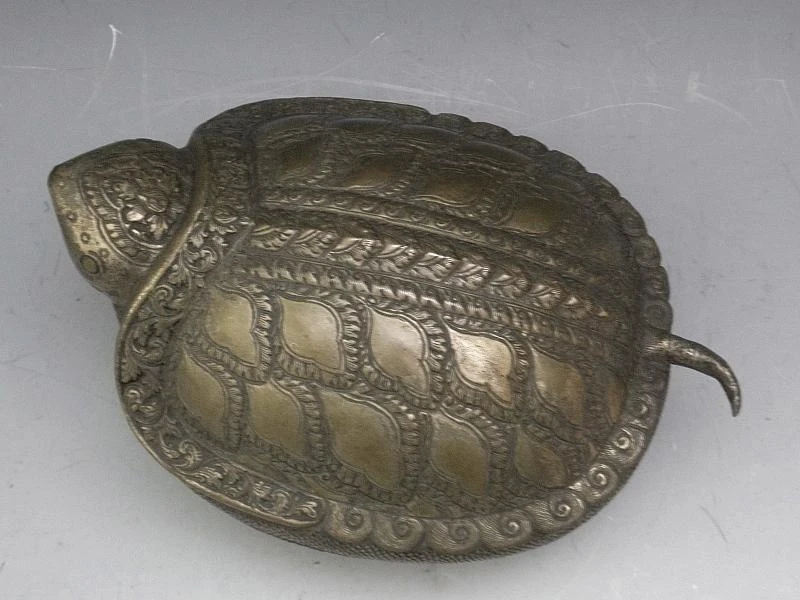 Vintage Asian Betel Nut Silver Turtle Box 3 Vintage Asian Betel Nut Silver Turtle Box - Image 3