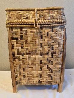 Vintage Bamboo Rattan Footed Large Lidded Basket 19 Vintage Bamboo Rattan Footed Large Lidded Basket -Chairish Shop vintage bamboo rattan footed large lidded basket 9949 scaled