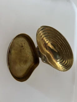 Vintage Brass Shell Trinket Box -Chairish Shop vintage brass shell trinket box 0570