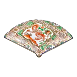 Vintage Chinoiserie Fan Shaped Box