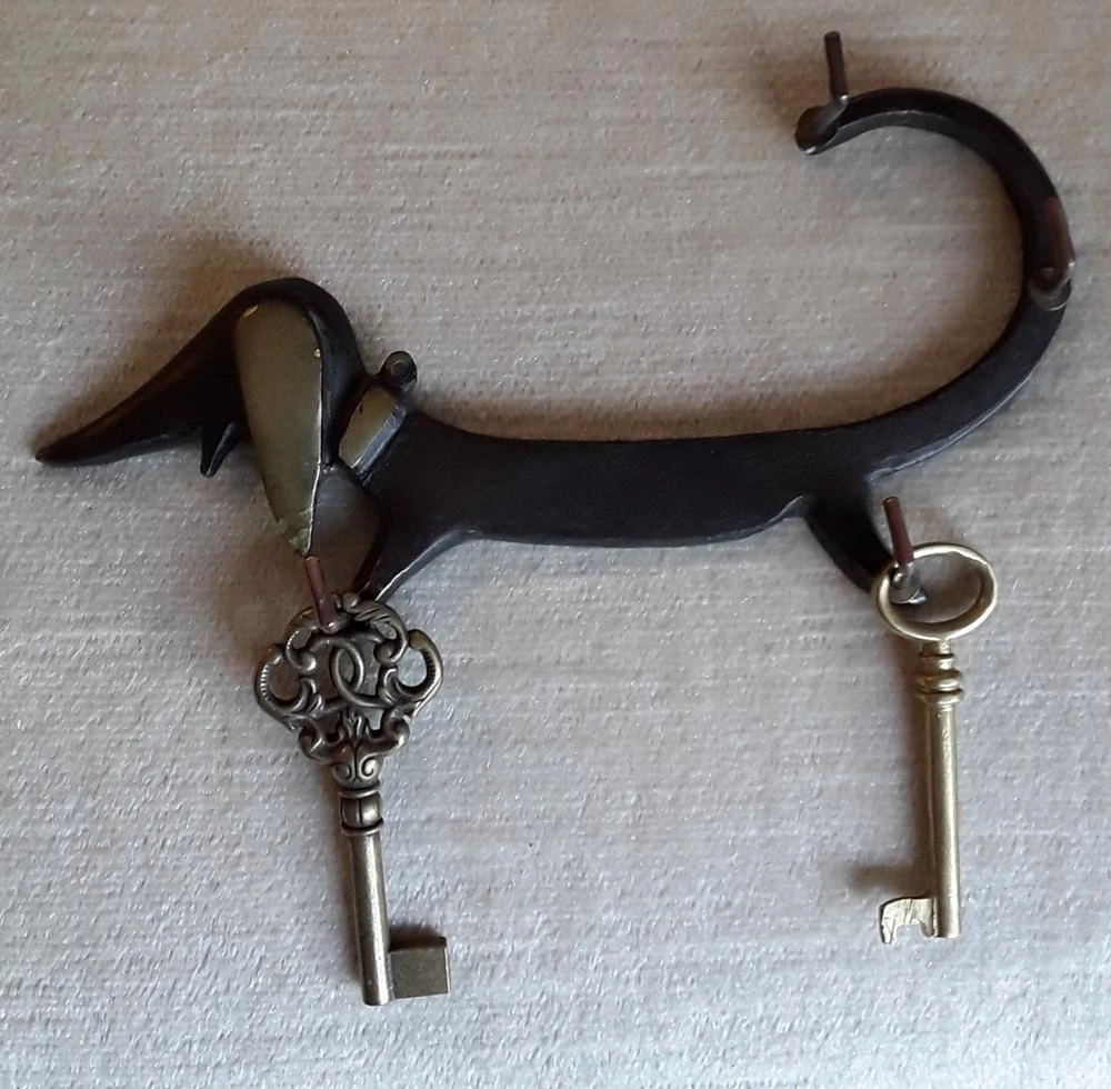 Vintage Dachshund Wall Hook Strip, 1960s 2 Vintage Dachshund Wall Hook Strip, 1960s - Image 2