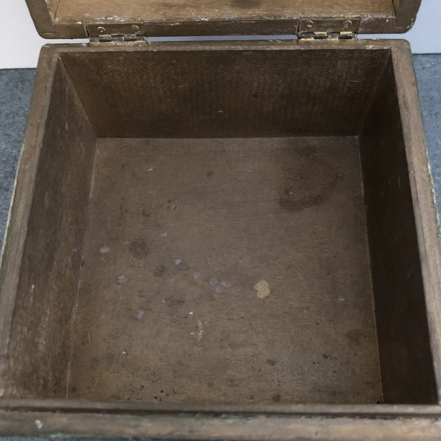 Vintage Duck Decoy Footed Box 7 Vintage Duck Decoy Footed Box - Image 7