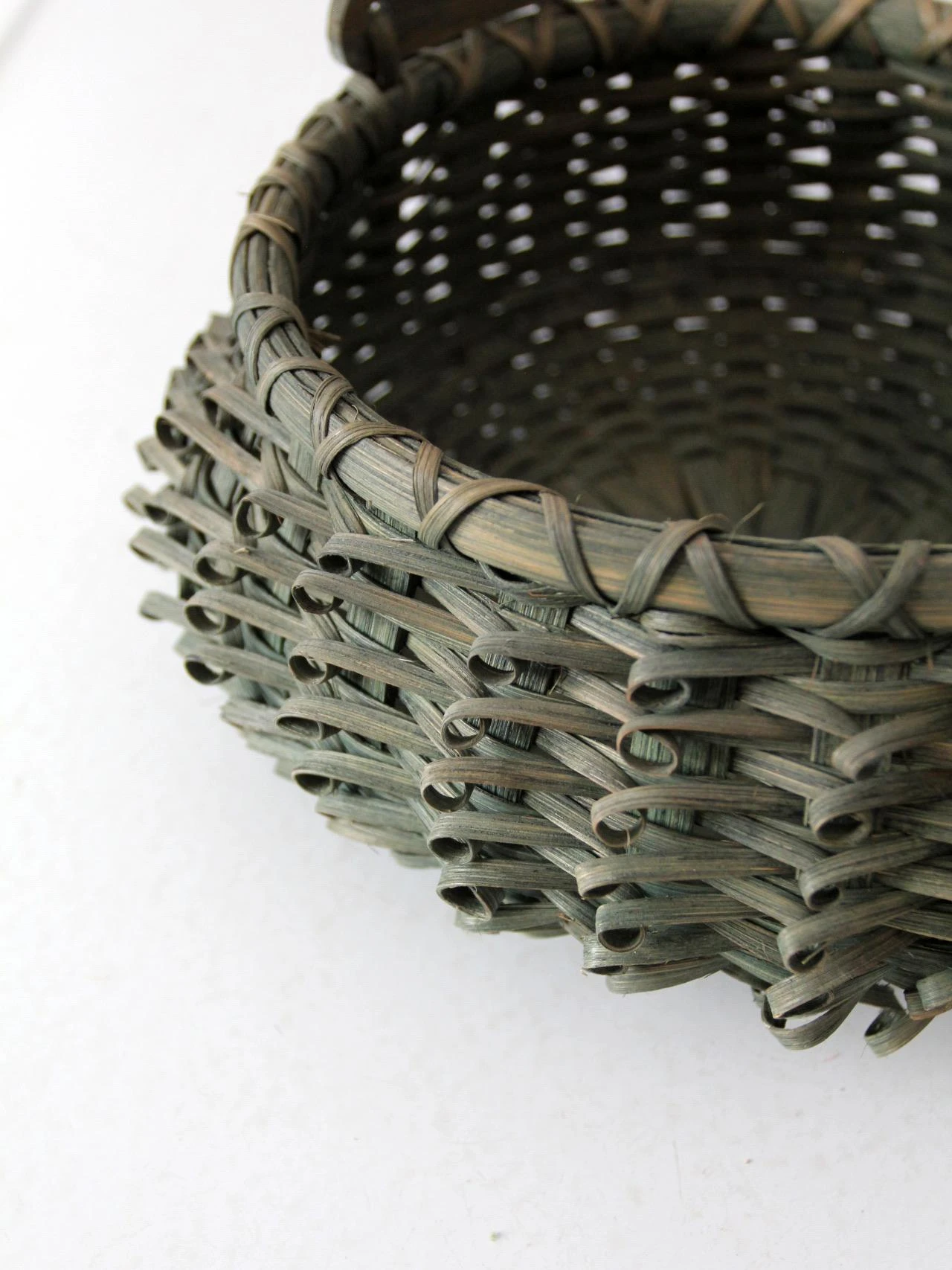 Vintage Green Porcupine Curl Basket 9 Vintage Green Porcupine Curl Basket - Image 9