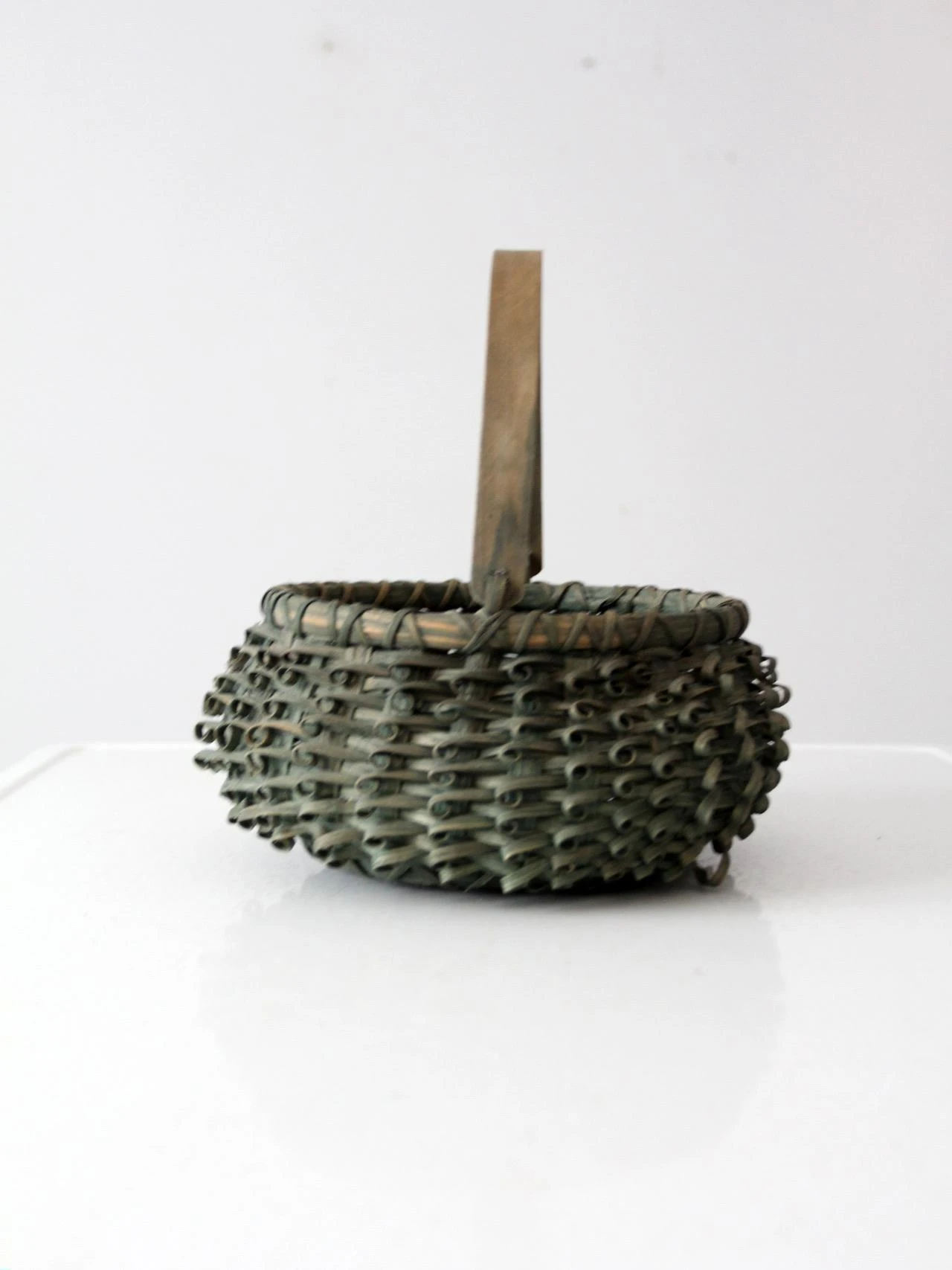 Vintage Green Porcupine Curl Basket 7 Vintage Green Porcupine Curl Basket - Image 7