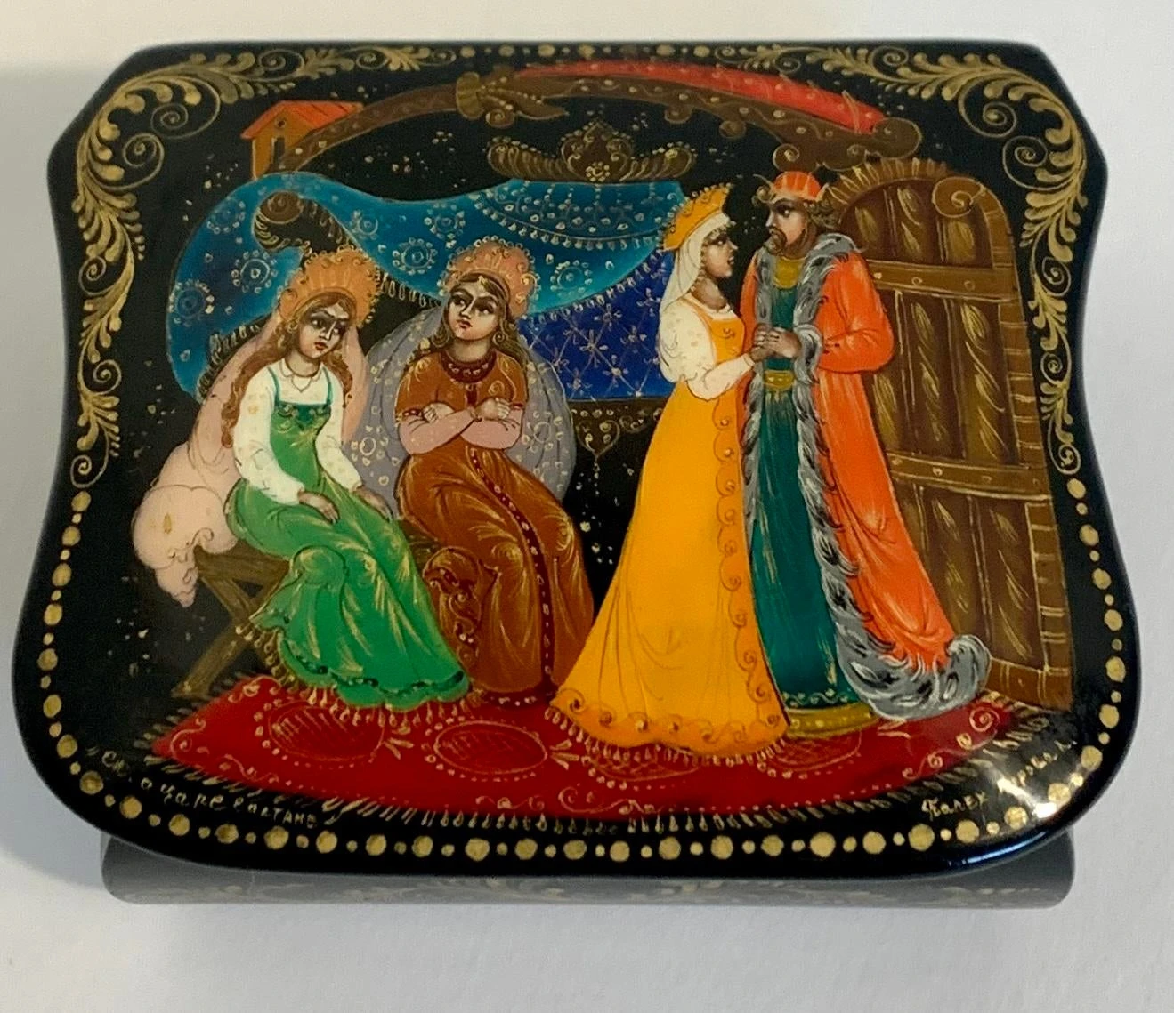 Vintage Hand Painted Russian Lacquer Box, Signed 2 Vintage Hand Painted Russian Lacquer Box, Signed - Image 2