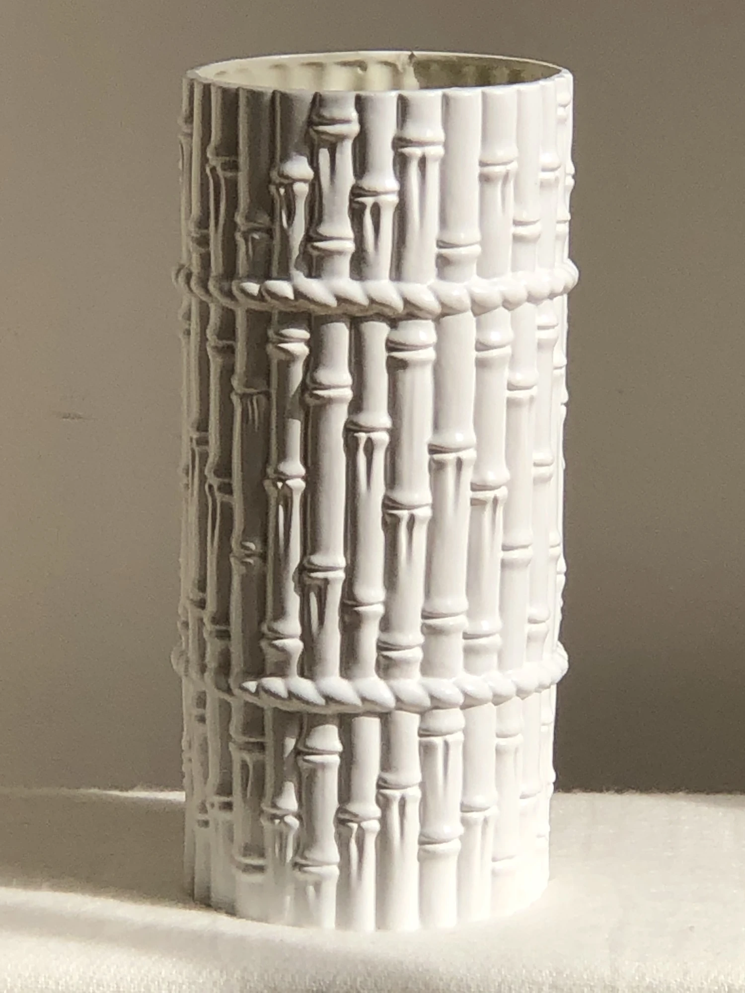 Vintage Ivory Glazed Faux Bamboo Ceramic Umbrella Stand 4 Vintage Ivory Glazed Faux Bamboo Ceramic Umbrella Stand - Image 4