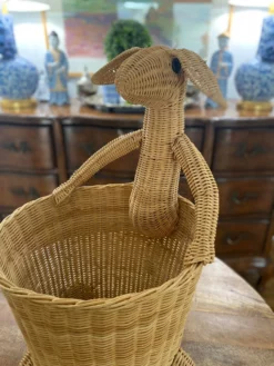 Vintage Mid Century Kangaroo Wicker Basket 13 Vintage Mid Century Kangaroo Wicker Basket -Chairish Shop vintage mid century kangaroo wicker basket 7420 scaled