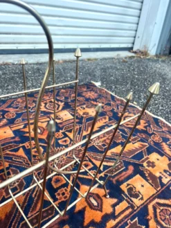 Vintage Mid Century Modern Atomic Era Metal Wire Gold Magazine Rack Stand 17 Vintage Mid Century Modern Atomic Era Metal Wire Gold Magazine Rack Stand -Chairish Shop vintage mid century modern atomic era metal wire gold magazine rack stand 2869 scaled