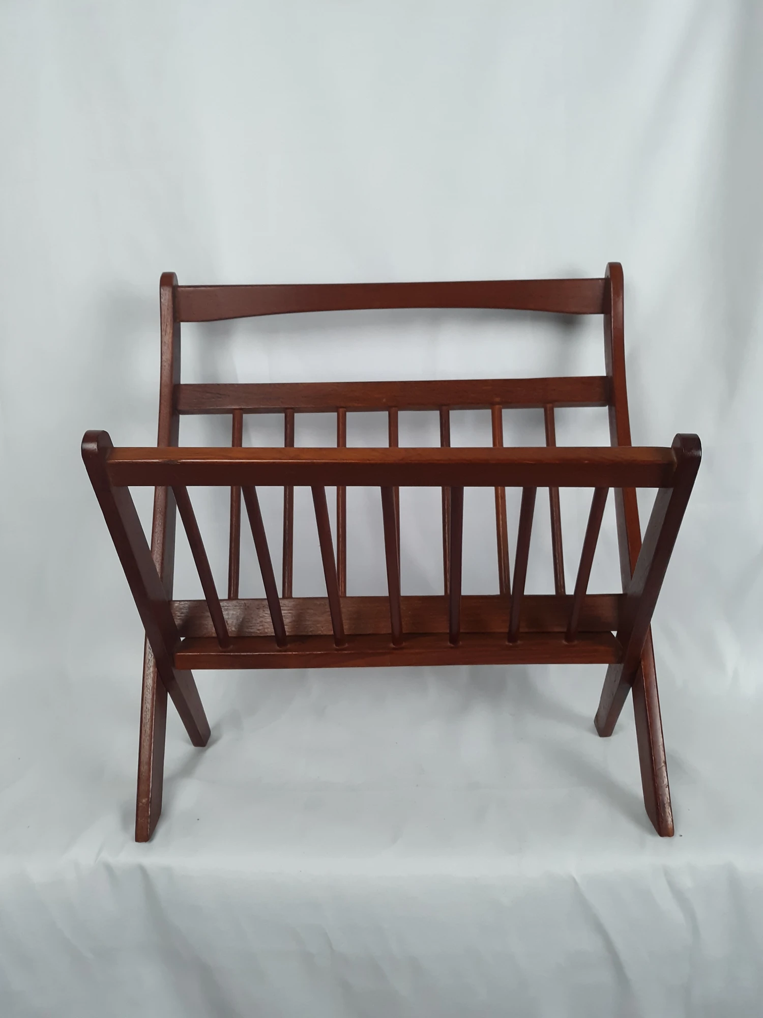Vintage Mid-Century Modern Scandinavian Teak Folding Magazine Rack 2 Vintage Mid-Century Modern Scandinavian Teak Folding Magazine Rack - Image 2