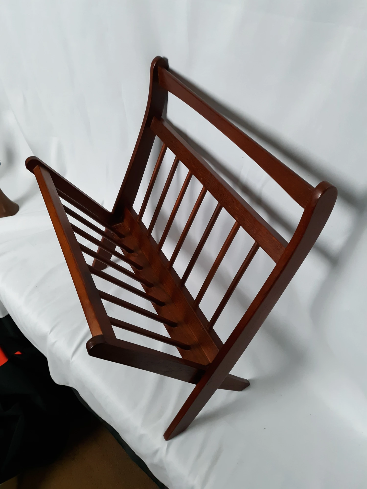 Vintage Mid-Century Modern Scandinavian Teak Folding Magazine Rack 10 Vintage Mid-Century Modern Scandinavian Teak Folding Magazine Rack - Image 10