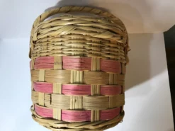 Vintage Oval Wicker Basket With Lid And Handle - Made In Mexico -Chairish Shop vintage oval wicker basket with lid and handle made in mexico 7079 scaled