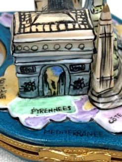 Vintage Paris Landmarks Limoges Box 15 Vintage Paris Landmarks Limoges Box -Chairish Shop vintage paris landmarks limoges box 7943 scaled