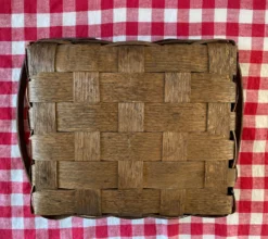 Vintage Peterboro Woven Wood Flip-Top Picnic Basket 18 Vintage Peterboro Woven Wood Flip-Top Picnic Basket -Chairish Shop vintage peterboro woven wood flip top picnic basket 8954 scaled