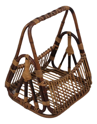 Vintage Rattan Magazine Rack From Castano, 1950s 1 Vintage Rattan Magazine Rack From Castano, 1950s