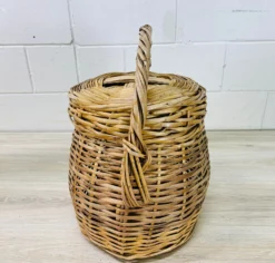 Vintage Round Covered Wicker Basket With Handles 14 Vintage Round Covered Wicker Basket With Handles -Chairish Shop vintage round covered wicker basket with handles 9968 scaled