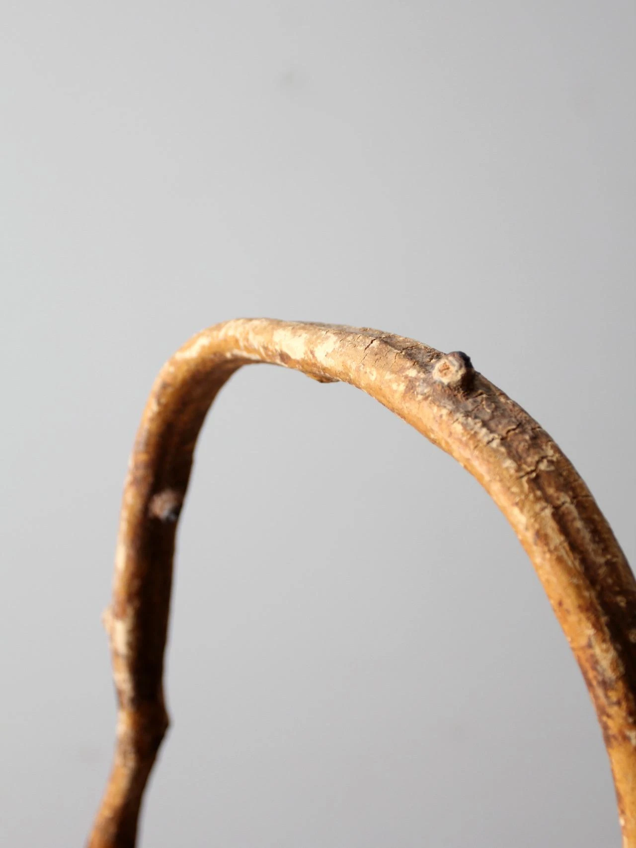 Vintage Rustic Woven Handle Basket 8 Vintage Rustic Woven Handle Basket - Image 8