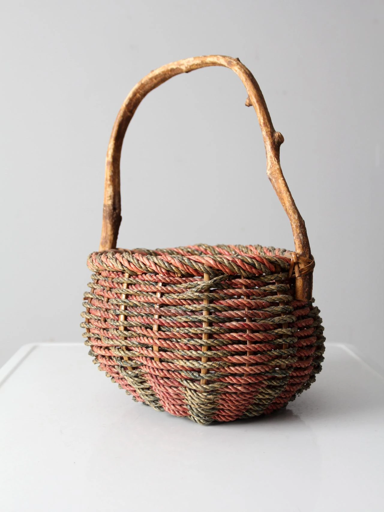 Vintage Rustic Woven Handle Basket 4 Vintage Rustic Woven Handle Basket - Image 4