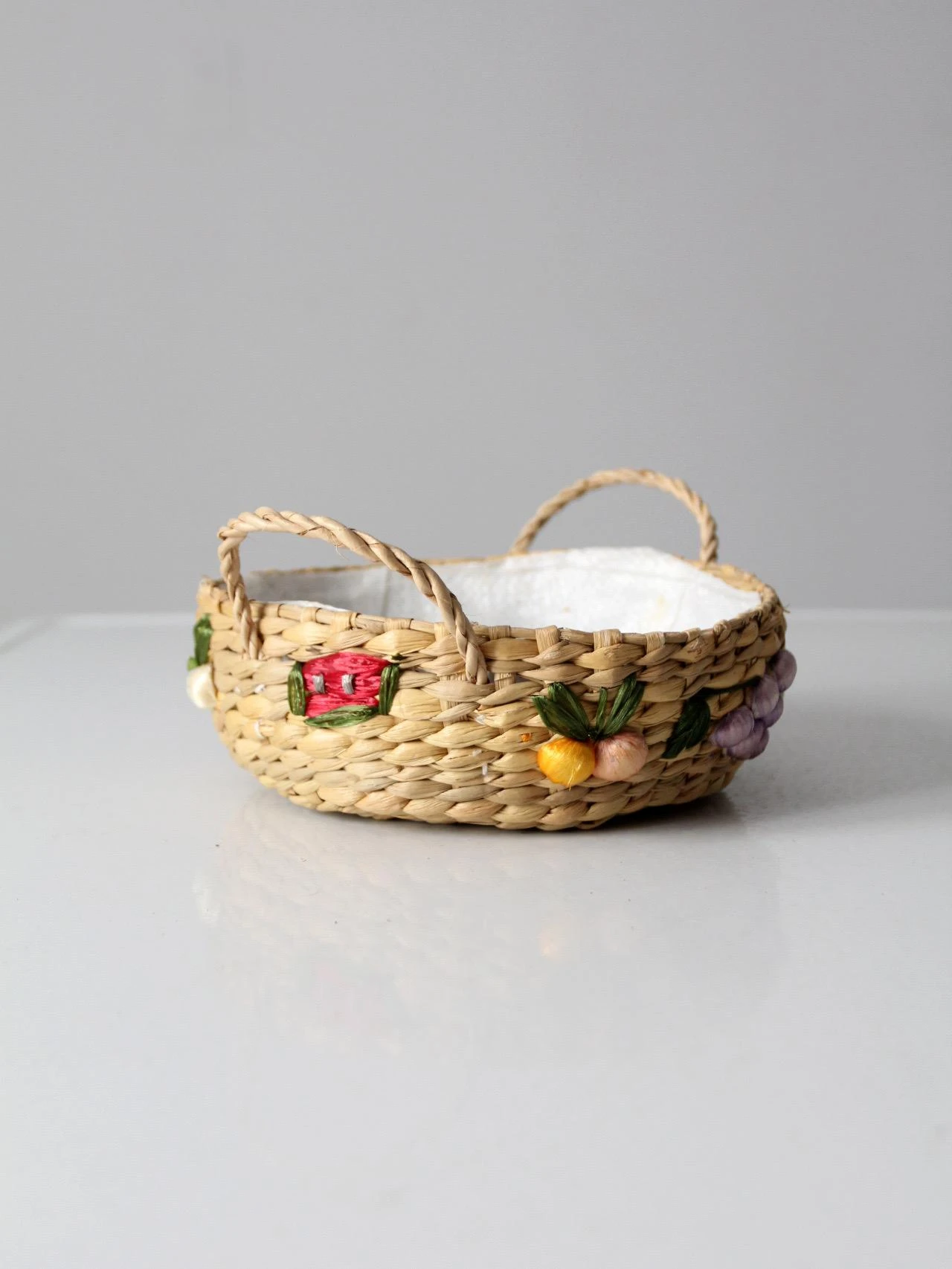 Vintage Straw Basket With Raffia Flowers 4 Vintage Straw Basket With Raffia Flowers - Image 4
