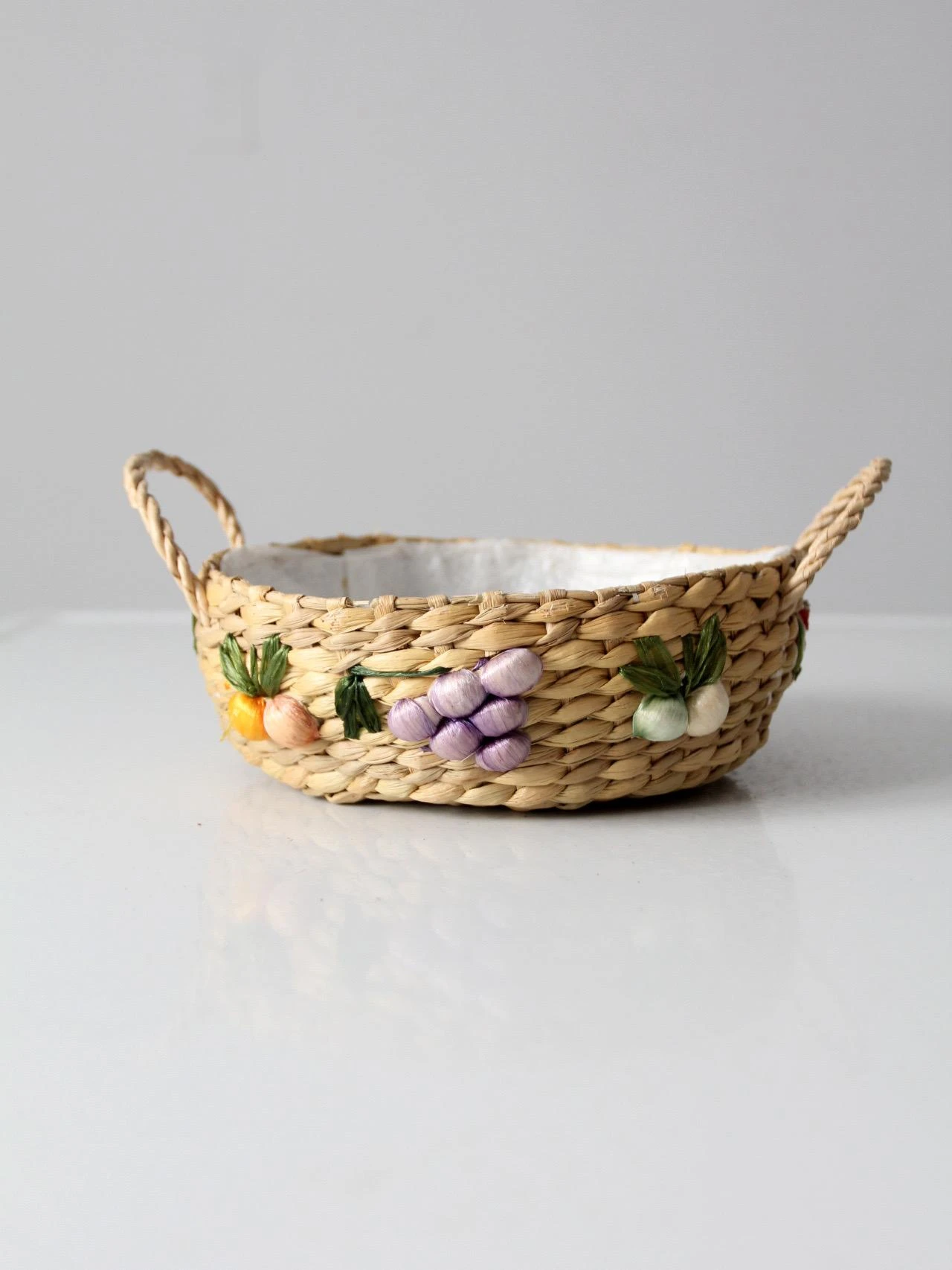 Vintage Straw Basket With Raffia Flowers 2 Vintage Straw Basket With Raffia Flowers - Image 2