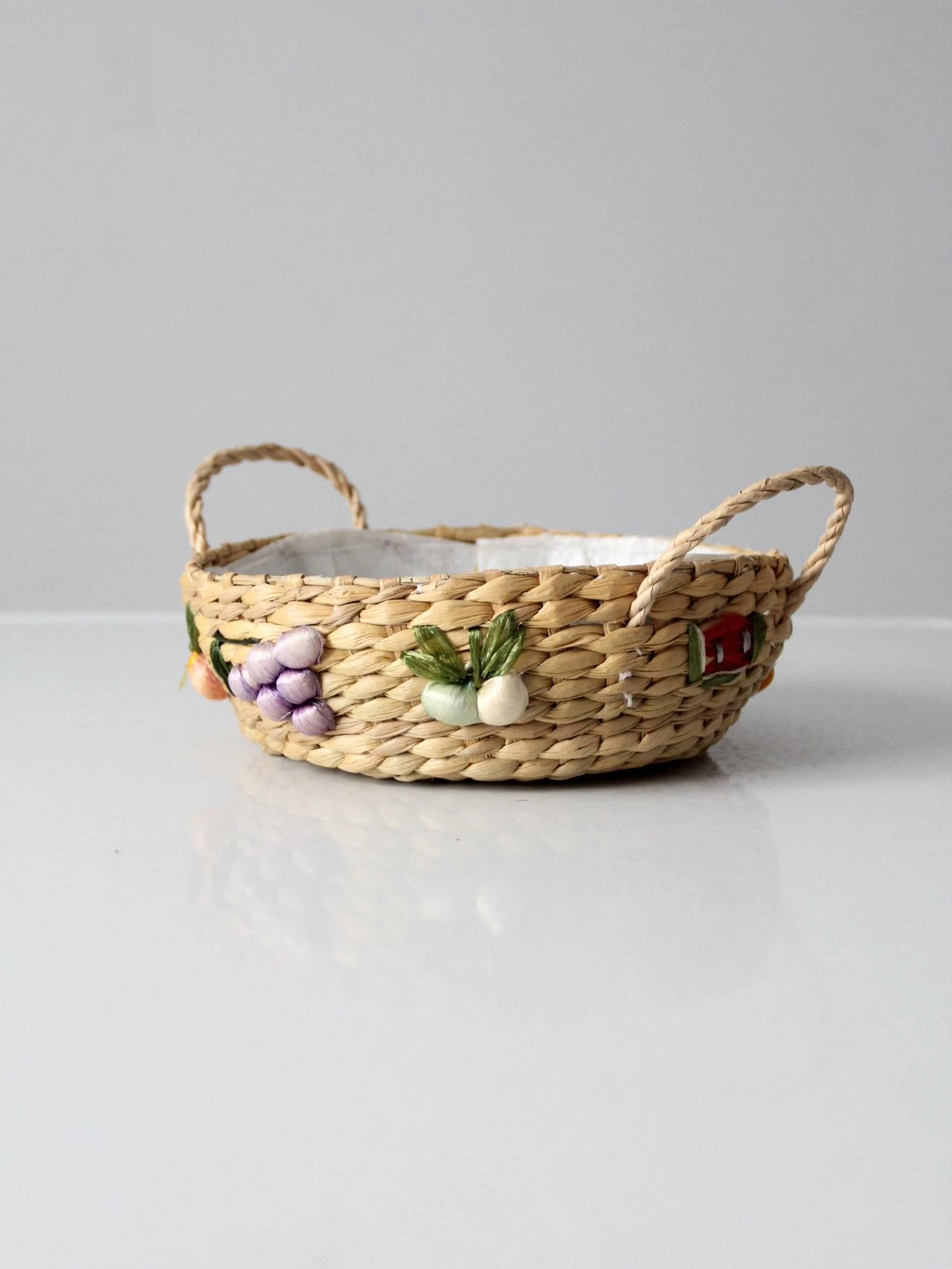 Vintage Straw Basket With Raffia Flowers 6 Vintage Straw Basket With Raffia Flowers - Image 6