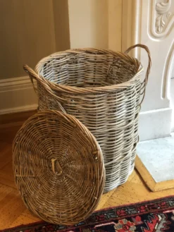 Vintage Wicker Storage Basket With Lid 16 Vintage Wicker Storage Basket With Lid -Chairish Shop vintage wicker storage basket with lid 7042