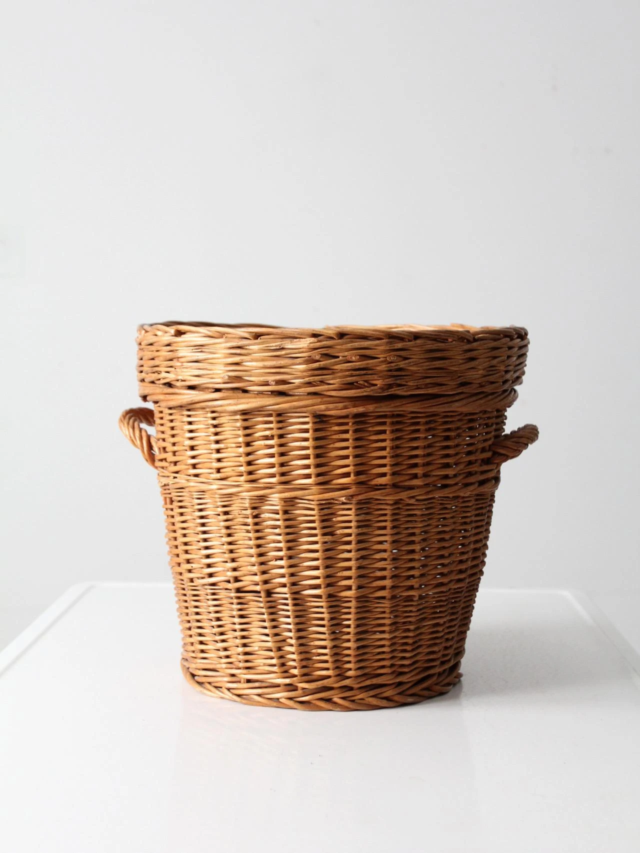 Vintage Woven Basket With Lid 2 Vintage Woven Basket With Lid - Image 2