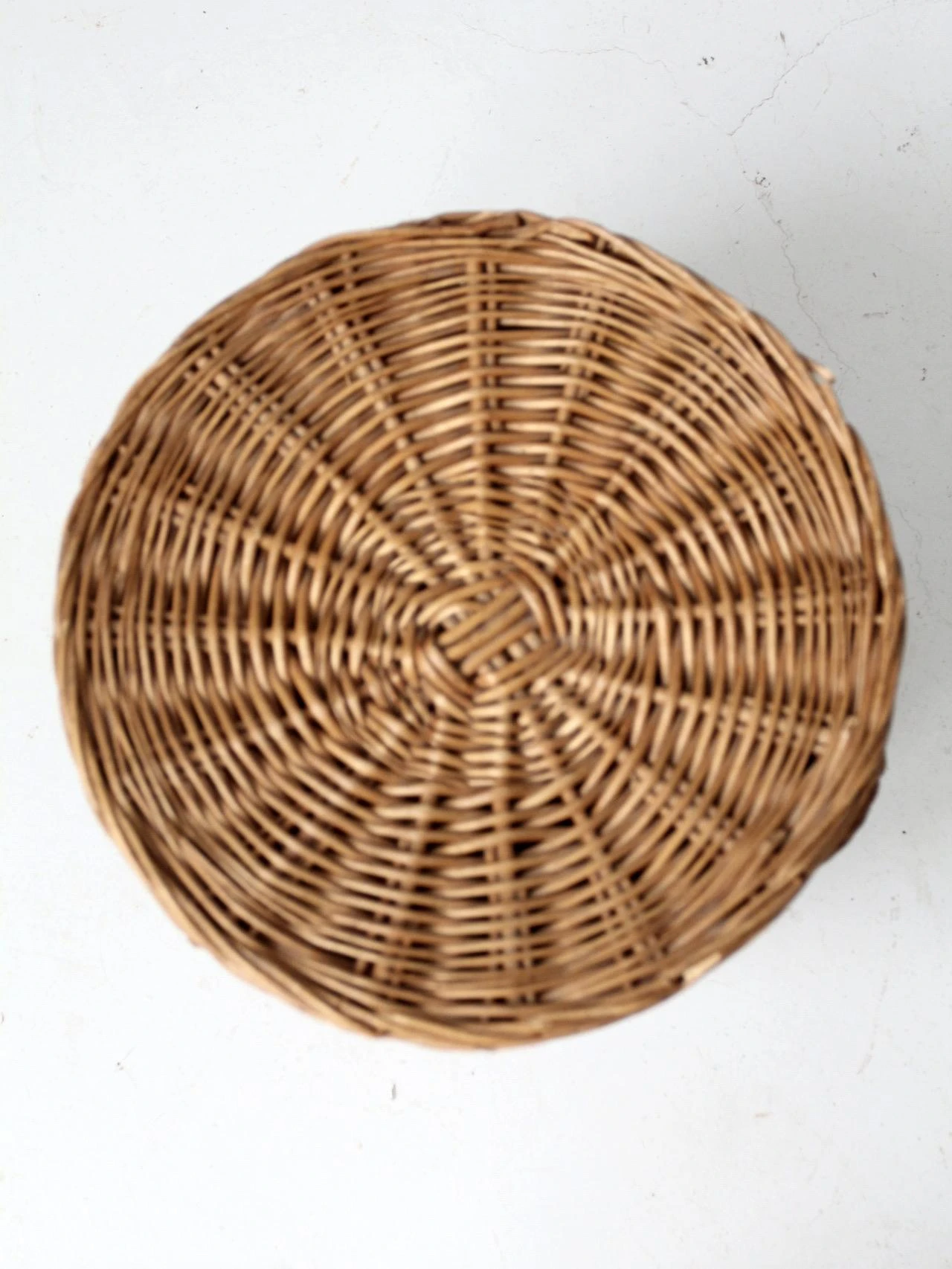 Vintage Woven Basket With Lid 9 Vintage Woven Basket With Lid - Image 9